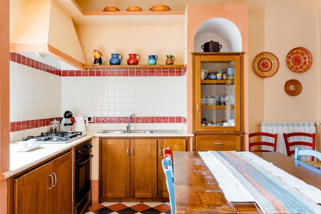 I Gerani Rossi Hotel Paulilatino Buitenkant foto